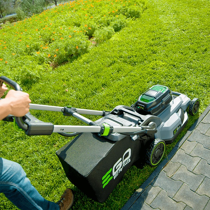 EGO Power+ 21" Select Cut XP Review: Gas-Like Power, Battery Convenience