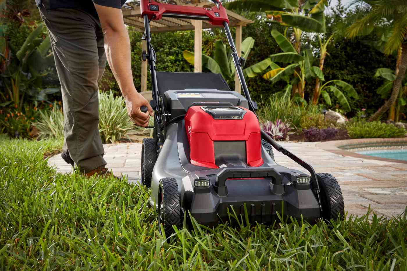 Milwaukee M18 FUEL 21" Dual-Battery Mower Review: Pro-Level Power Without the Gas